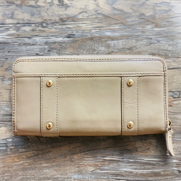 💥𝚅𝚃𝙶:Coach Cream Wallet Double Buckle Zip Around - Picture 2 of 10